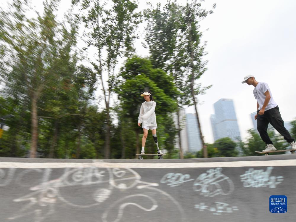缅甸银钻娱乐下载